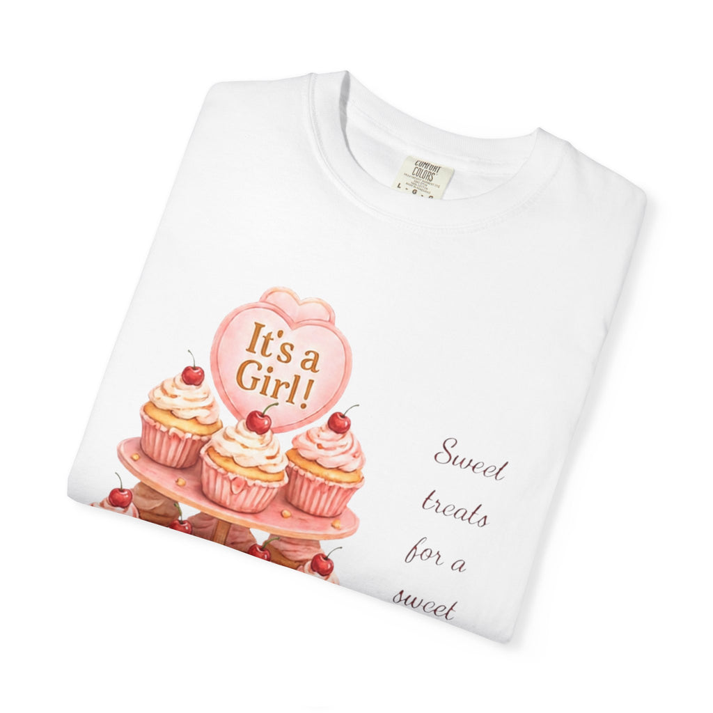 Baby Shower T-Shirt — "It's a Girl!" Cupcake Congratulations Tee
